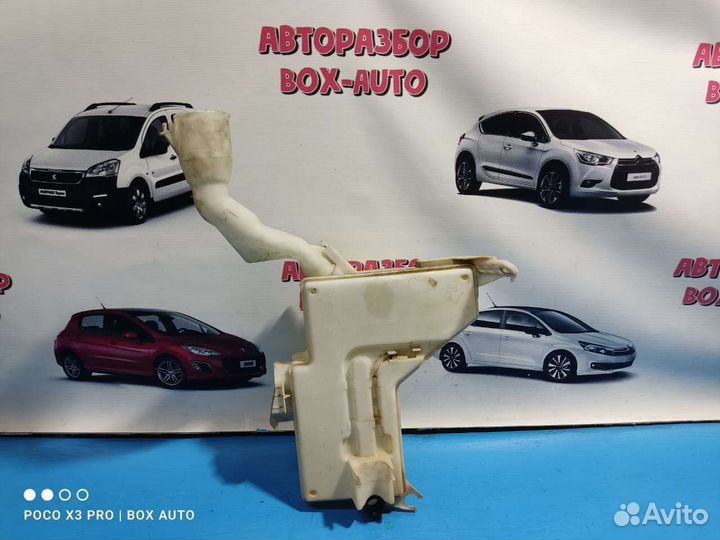 Бачок омывателя лобового стекла Пежо 407