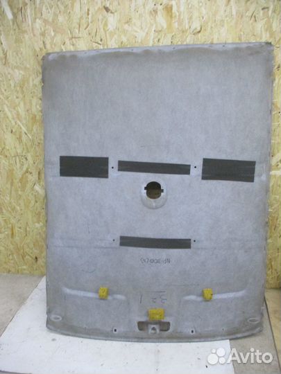 Обшивка потолка Ниссан NP300 (2010)