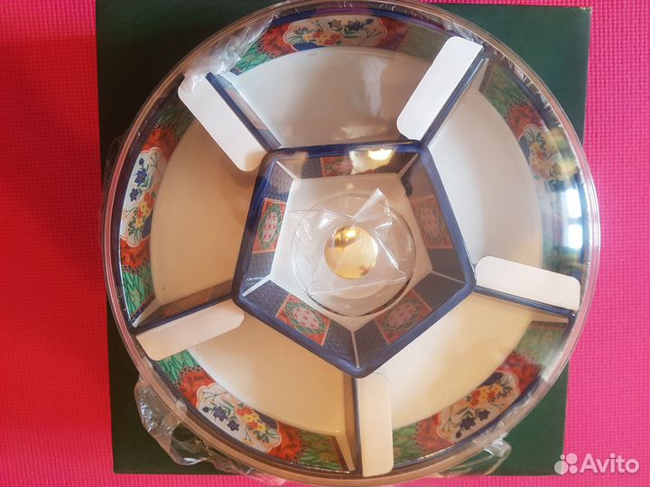 Менажница фарфоровая