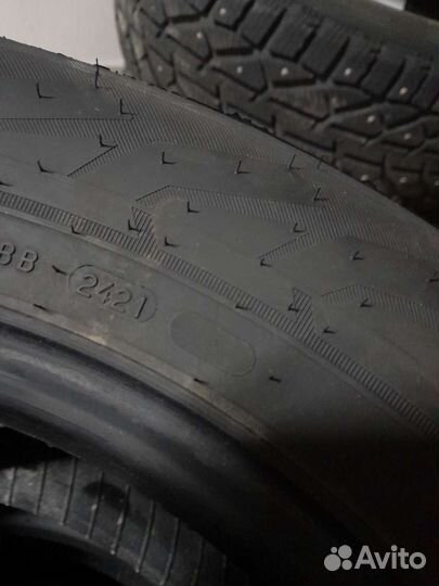 Nokian Tyres Nordman 7 SUV 215/65 R16
