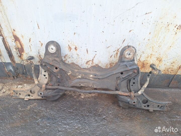 Подрамник Volkswagen Bora A4