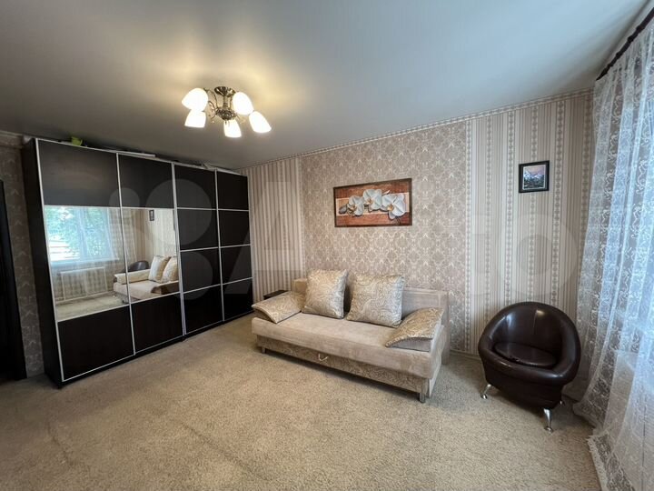 2-к. квартира, 50 м², 1/2 эт.