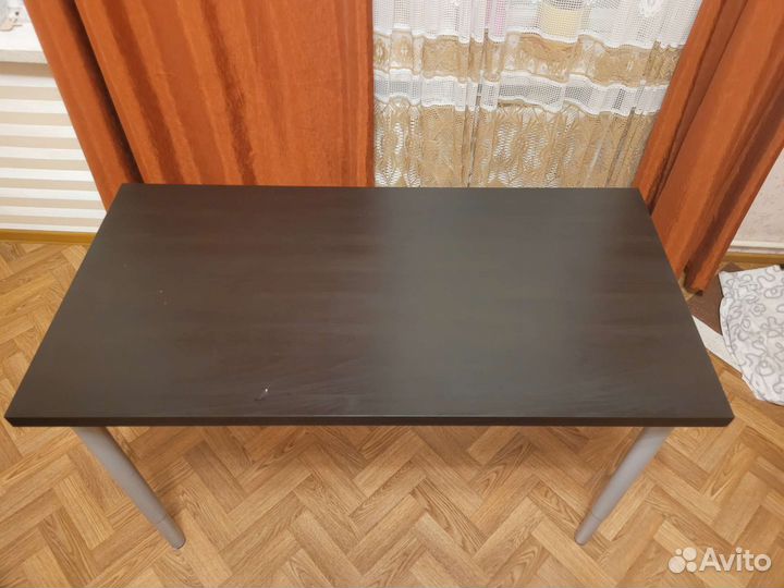 Стол Икеа Лагкаптен