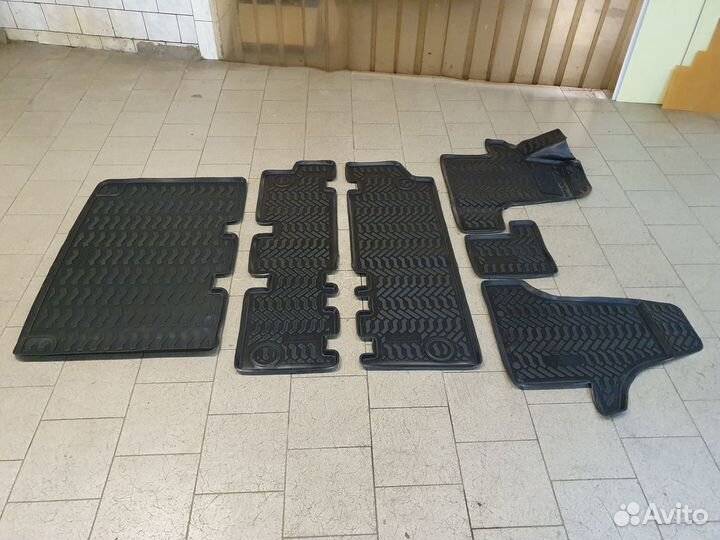 Коврики в салон багажник Volkswagen Caravelle T5