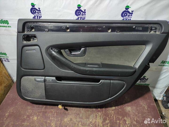 Обшивка двери задней правой Audi A8 D3