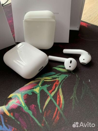 Apple AirPods 2 б/у