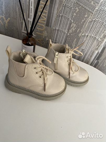 Демисезонные ботинки для девочки