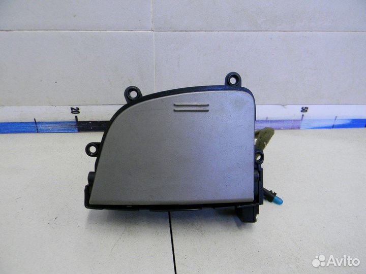 Пепельница передняя Starex H1/Grand Starex 2007