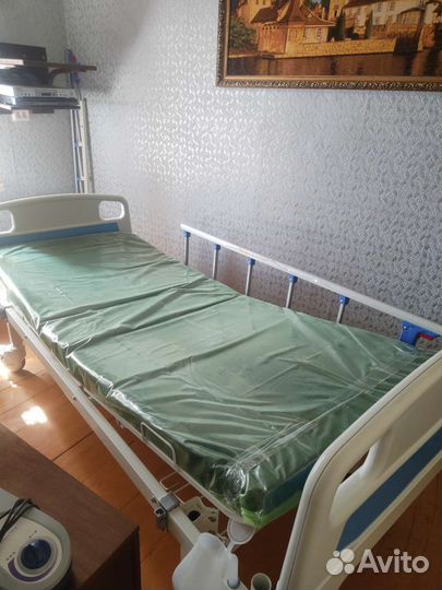 Медицинская кровать для лежачих больных бу