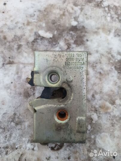 Замок двери задней правой Audi 80 B3