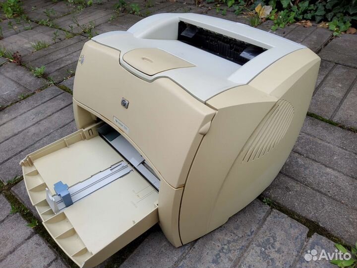 Принтер лазерный hp