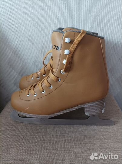 Коньки фигурные