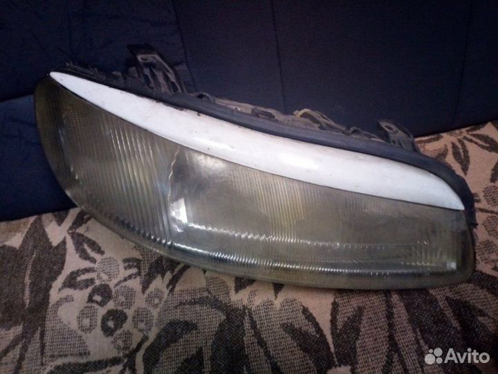 Фара передняя Opel Omega B