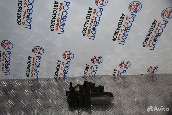 Моторчик стеклоподъемника Audi A8 (D2) I рестайлин