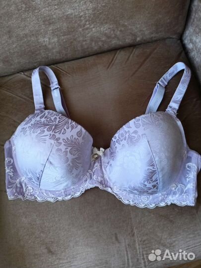 Бюстгальтер новый 90D Florange