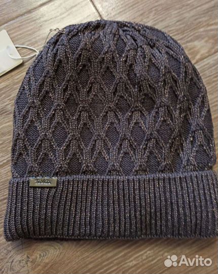 Шапка новая женская