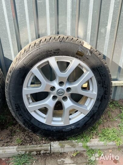 Kormoran SUV Stud 225/60 R18