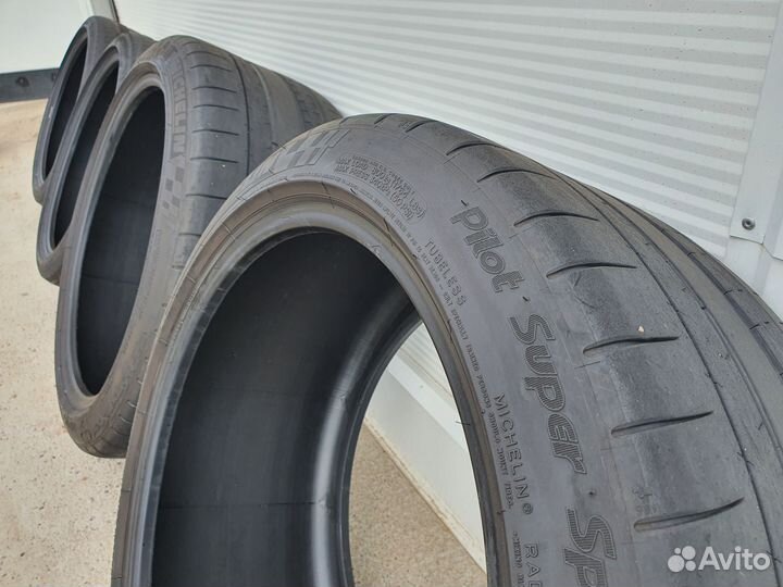 Michelin Pilot Super Sport 275/35 R19 и 255/35 R19