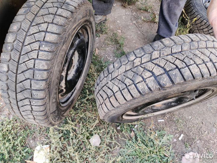 Viatti Brina Nordico V-522 175/65 R14 82T