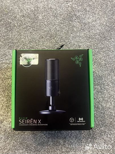 Микрофон Razer seiren X