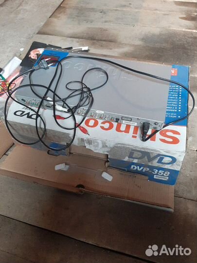 Проигрыватель dvd Shinko с караоке