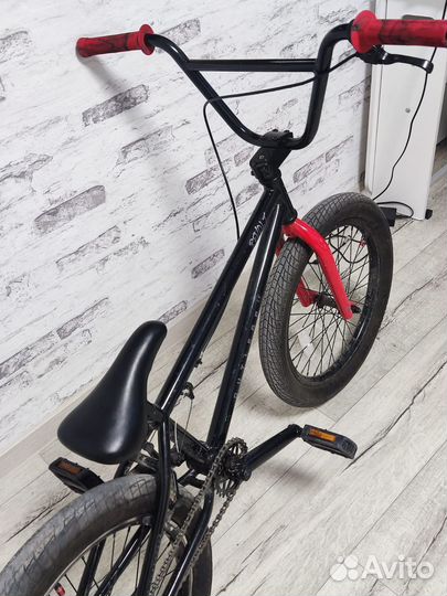 Трюковой велосипед bmx outleap