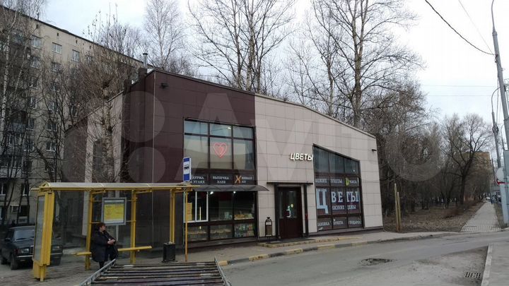 Свободного назначения, 20 м² у остановки