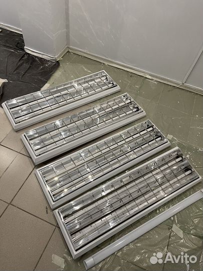 Светильник потолочный 4 штуки