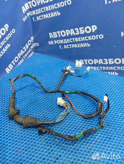 Проводка двери Toyota Camry Xv20 седан 2000