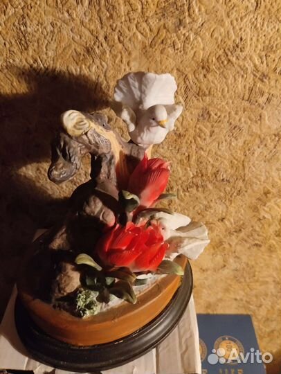 Цветы декоративные статуэтки