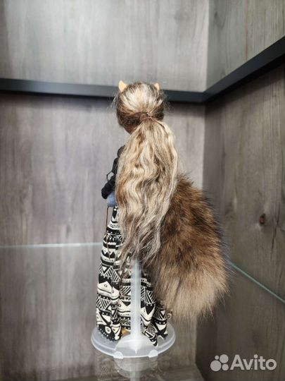 Ооак Волчица Клодин кукла Монстр хай