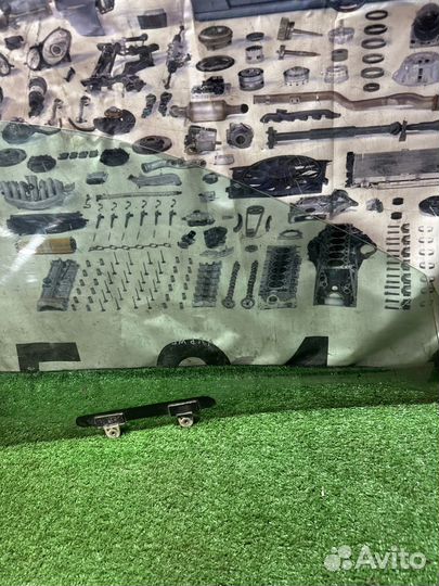 Переднее правое стекло Nissan Almera G15