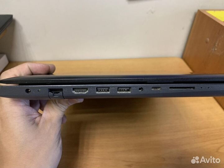 Ноутбук Lenovo