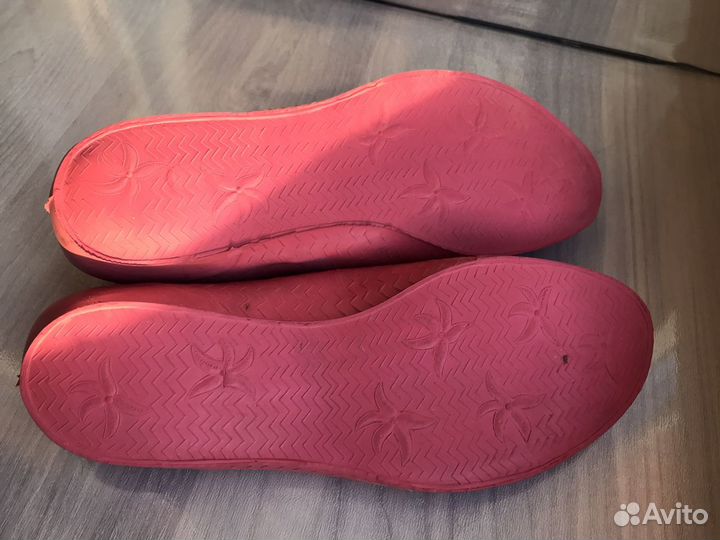 Тапочки резиновые для бассейна пляжа