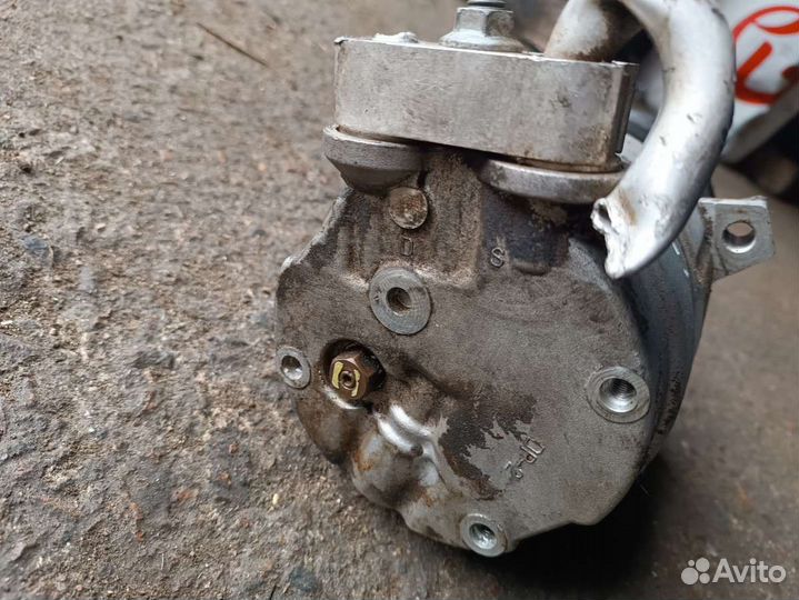 Компрессор кондиционера 25186550 2.4 Antara 2009