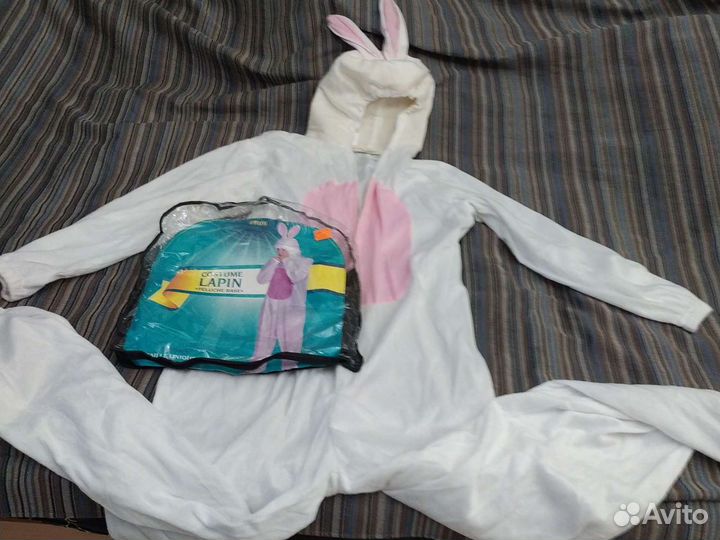 Кигуруми зайчика на взрослого