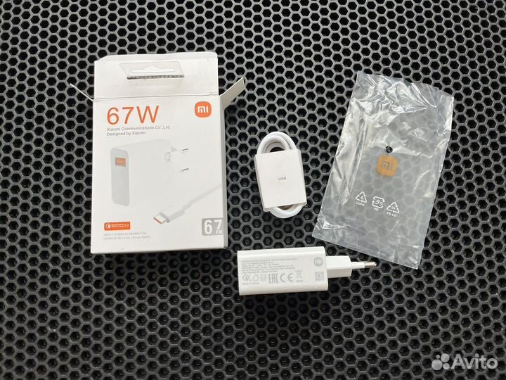Зарядное устройство 67w Xiaomi Новое