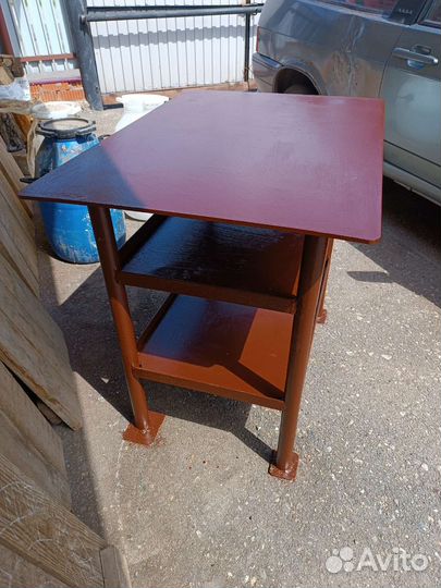 Стол металлический