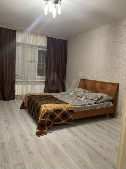 1-к. квартира, 54 м², 1/9 эт.