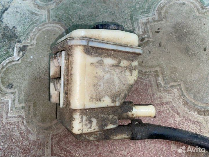 Бачок гидроусилителя руля Hyundai Elantra