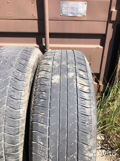 Bridgestone Dueler H/T 684II 265/70 R17