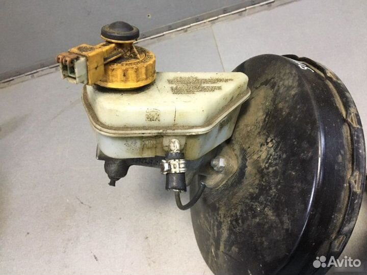 Вакуумный усилитель тормозов Fiat Albea седан 1.4