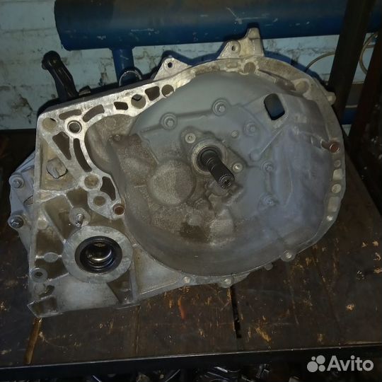 МКПП рено Сандеро sandero 1.6 в Москве