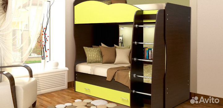 Детская двухъярусная кровать