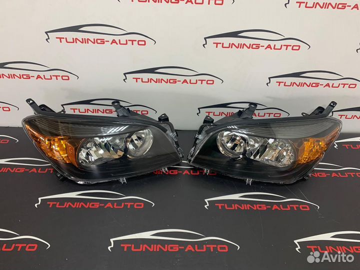 Фары «LH+RH» Toyota RAV4 (XA30) 2005-2008 год (тем