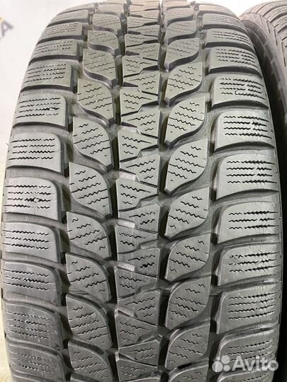Bridgestone Blizzak LM-25 205/45 R17
