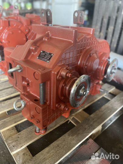 Коробка передач 240.30.11.00.000