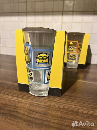 Стаканы стеклянные с миньонами