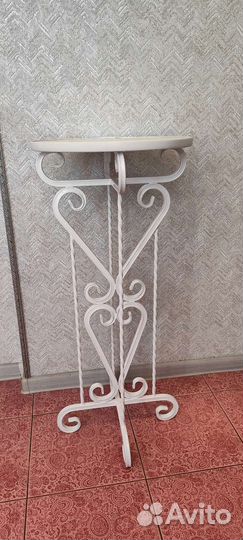 Журнальный, фуршетный