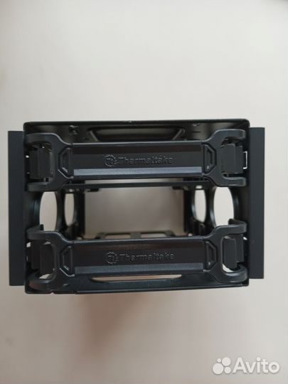 Корзина для жестких дисков thermaltake view 300 mx